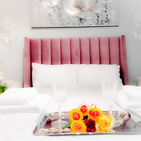 Mythos House Luxury Apartment!!