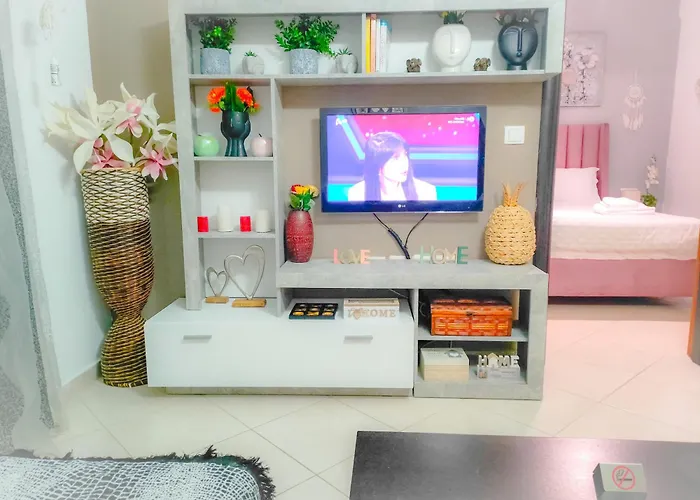 Mythos House Luxury Apartment!! *